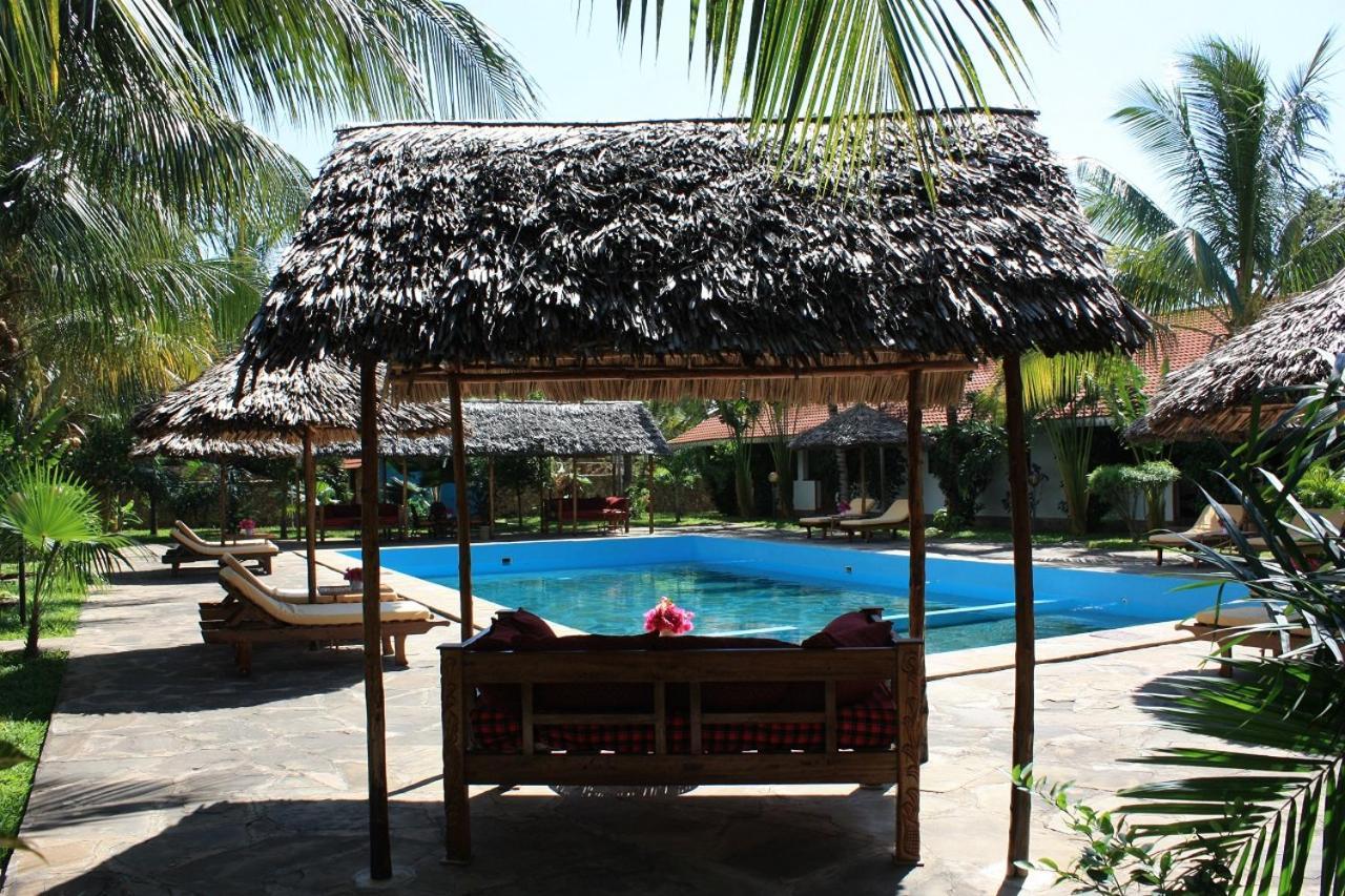 Eden House Cottages Malindi Exterior photo